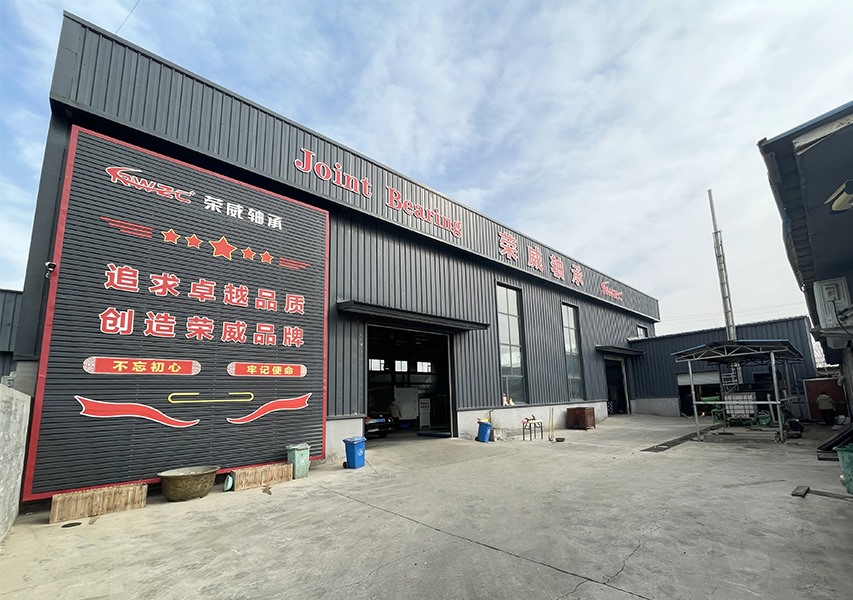 Precision grinding workshop